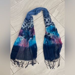 Scarf beautiful blues and purple NWOT 19” x 62”